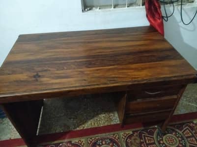 computer table