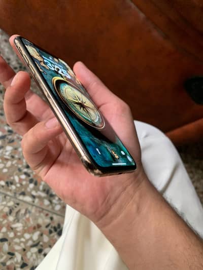 Apple iPhone XS
