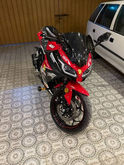Kawasaki Ninja ZX10R