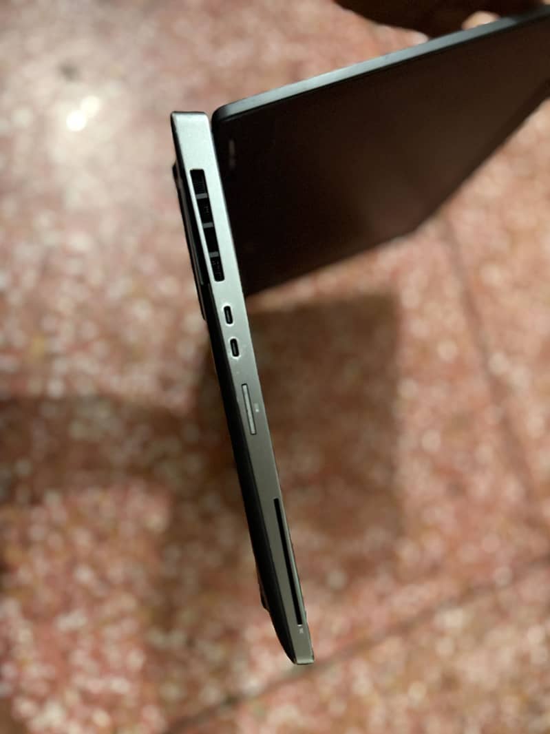 Dell Precision 7730 4