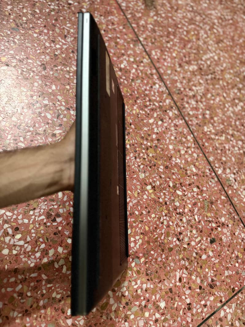 Dell Precision 7730 6