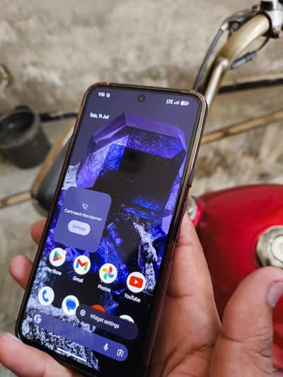 Google Pixel 8 Temporary line in display official PTA
