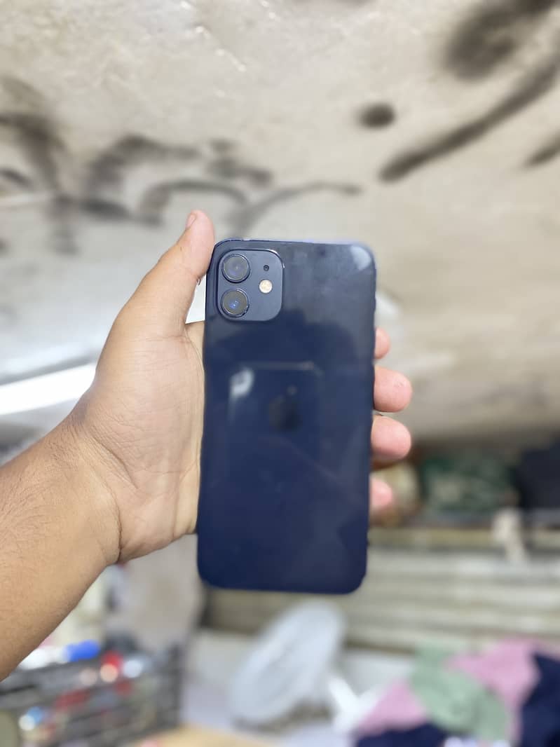 Apple iPhone 12 0