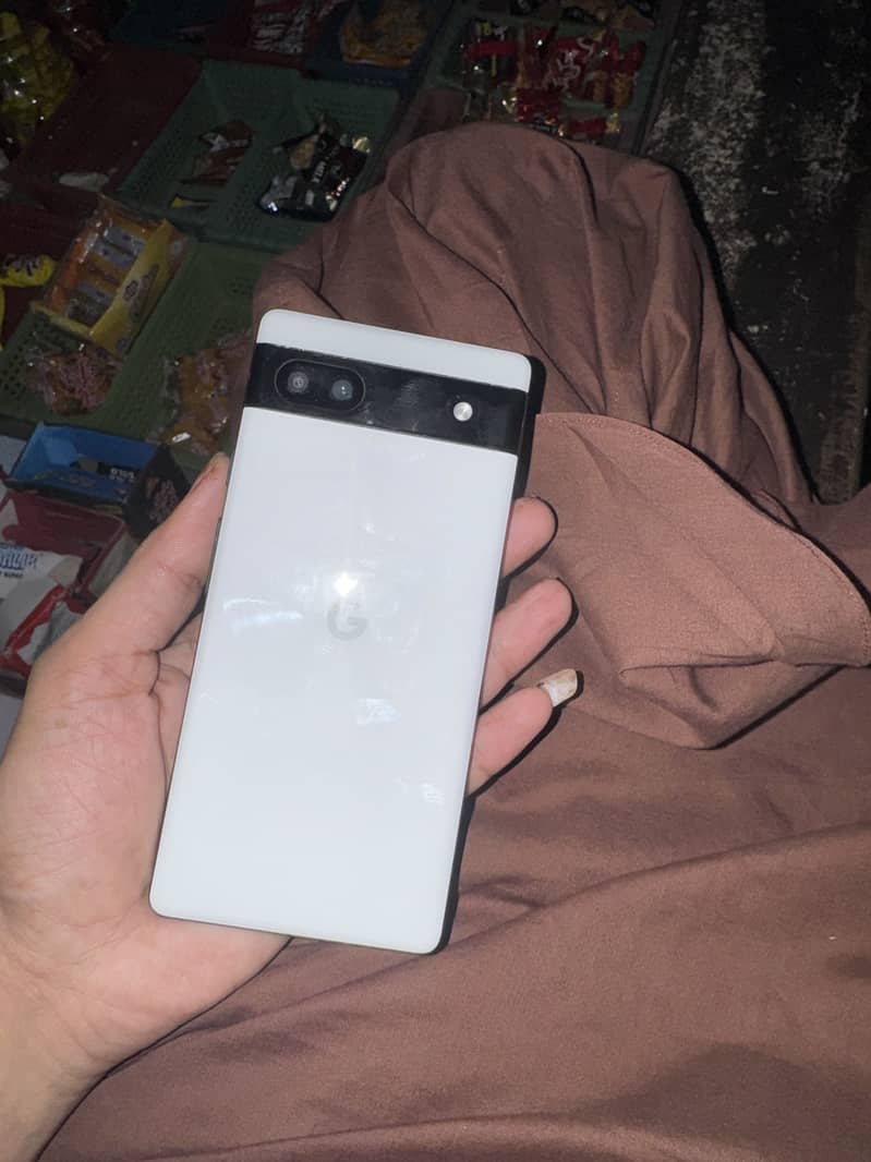 Google Pixel 6a 5