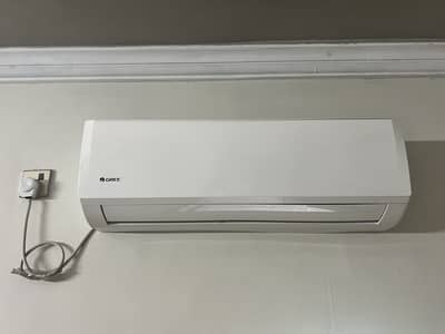 GREE 1 Ton Split AC – Lomo Series | Excellent Condition | Buy & Use