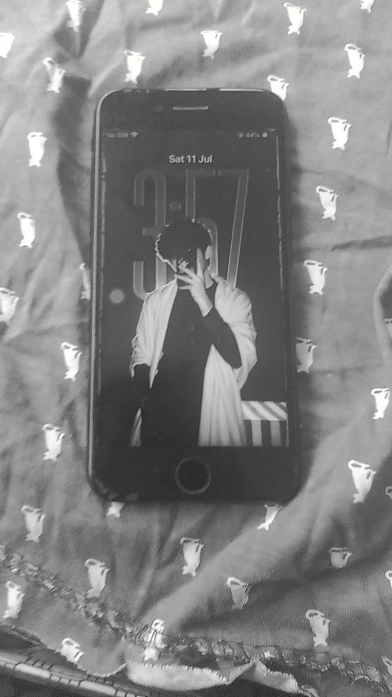 Apple iPhone SE 0