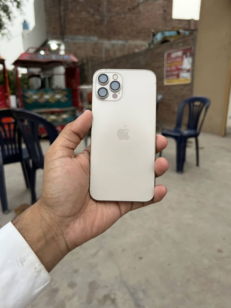 Apple iPhone 12 Pro 0