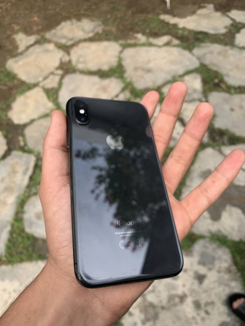 Apple iPhone X 4