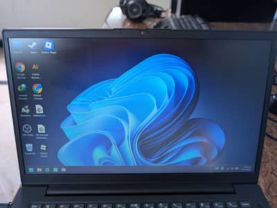 Lenovo V14, i5 12 gen, 8 GB RAM, 256 GB NVMe SSD, 14 inch display