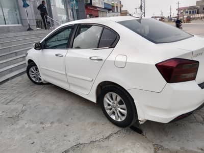 Honda city aspire 1.5 auto ( 0 300 714 99 29 )