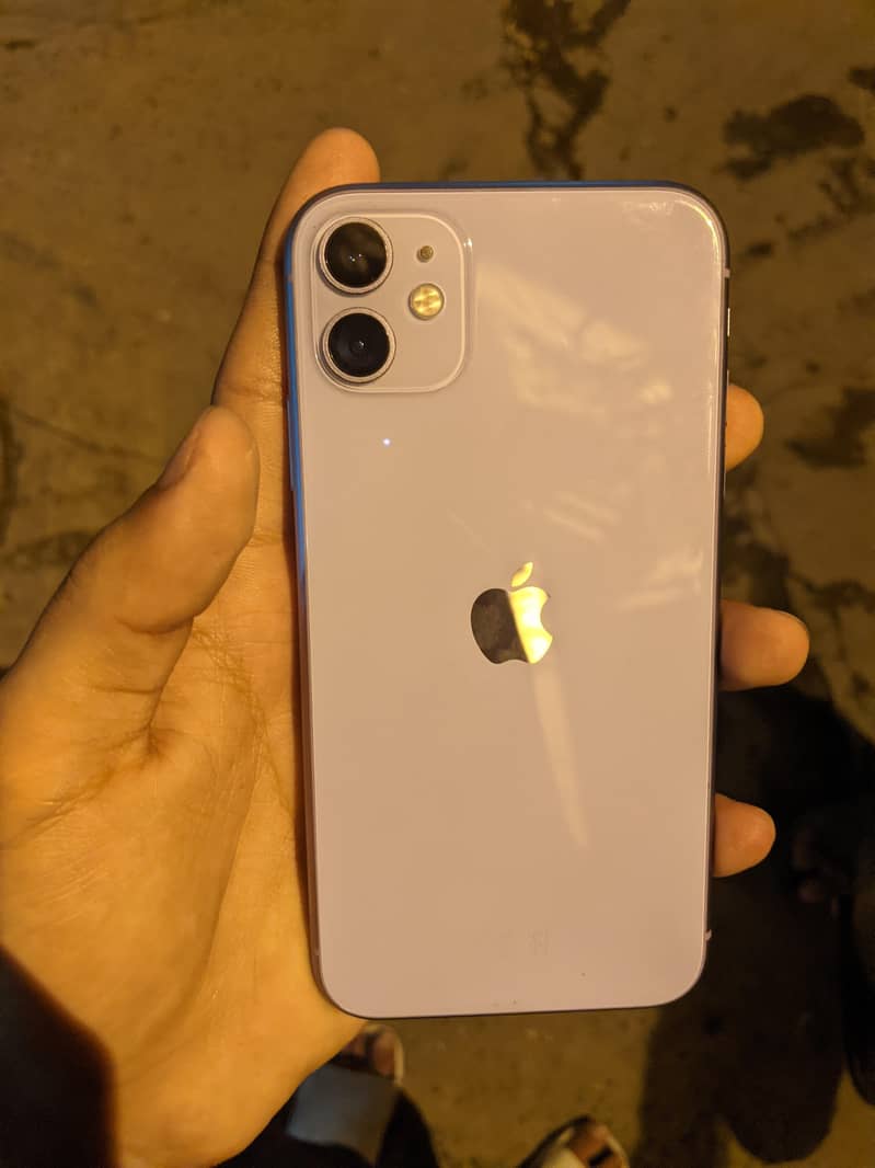 Apple iPhone 11 0