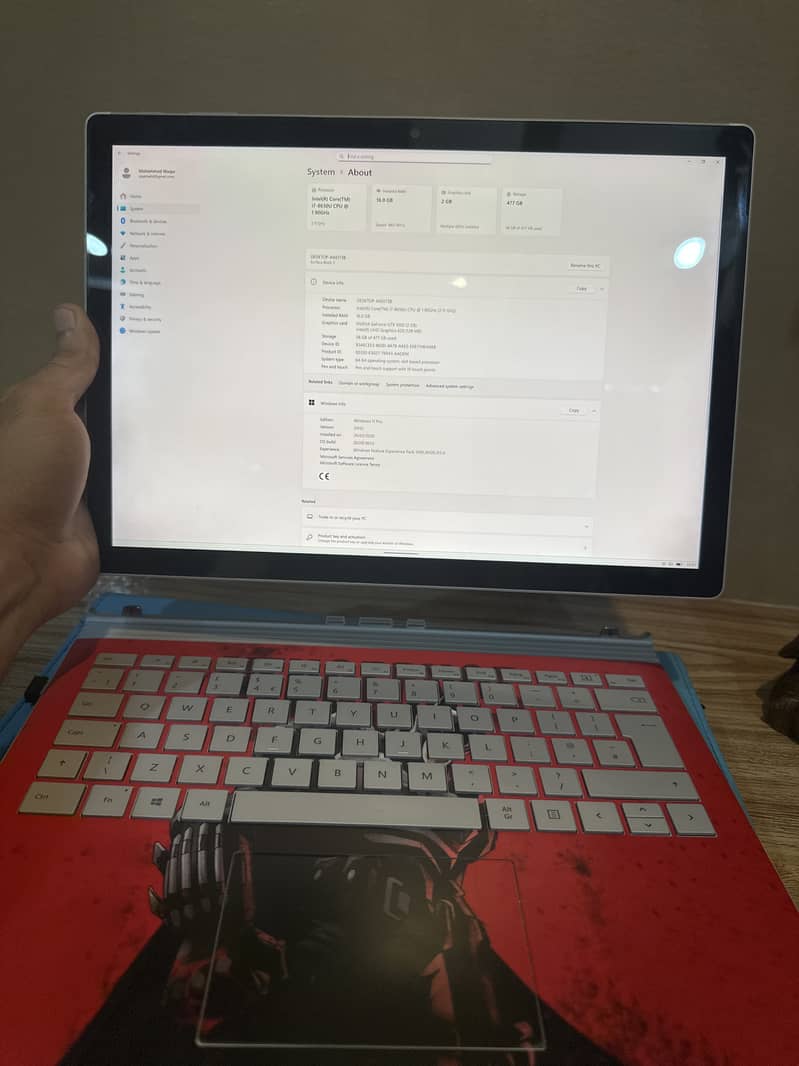 Microsoft Surface Book 2 5