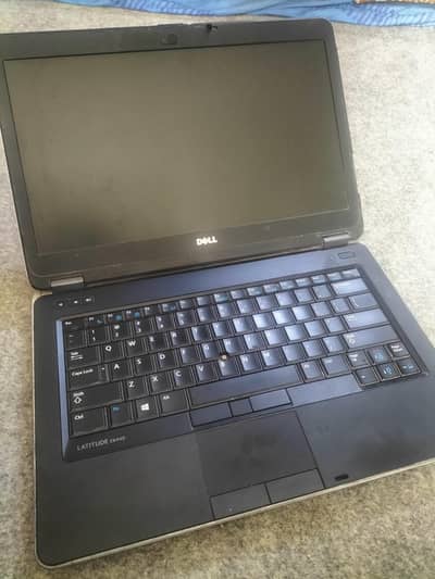 Dell Core i5 4th generation silver colour