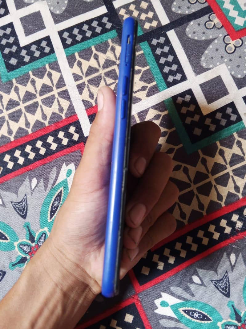 Realme C2 3