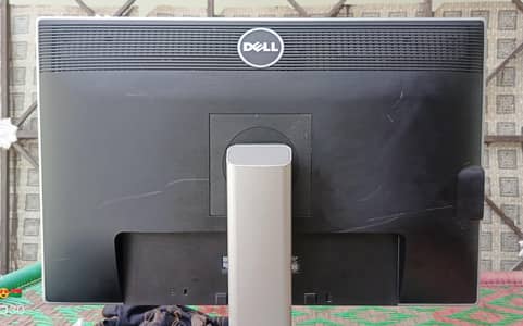 Dell UltraSharp U2412M Monitor 24 Inch