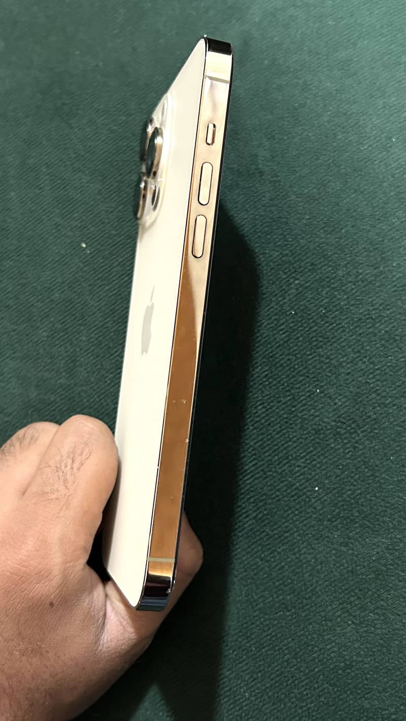 iPhone 14 Pro Max / 256 GB / FU / Like New / Urgent Sale 1