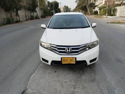 Honda City IVTEC 2015 Original Condition Location Defence Karachi