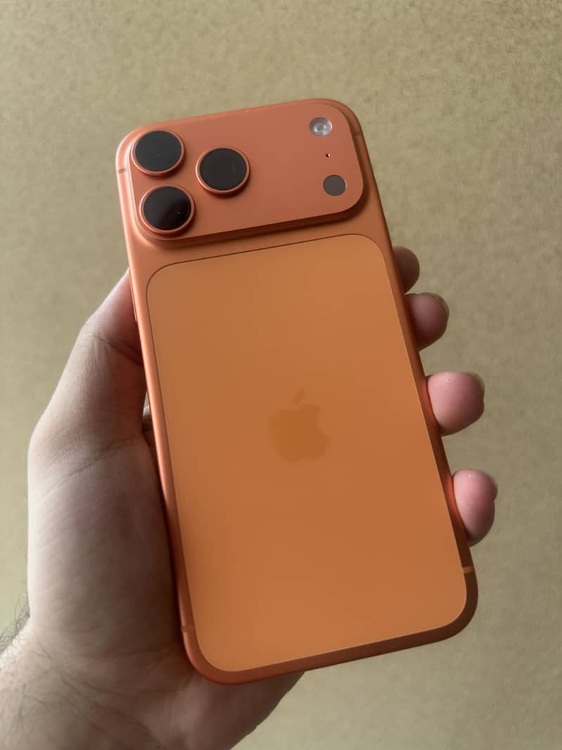 Apple iPhone 17 Pro Max 0