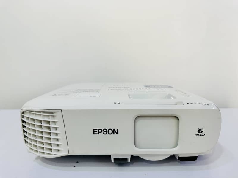 Epson-EB2142 0