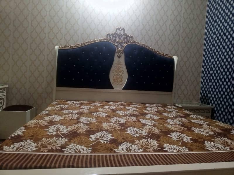 bed set with dressing table 1
