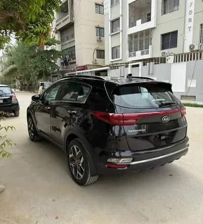 KIA Sportage FWD 2021 | Top of the Line | Genuine | Low Mileage