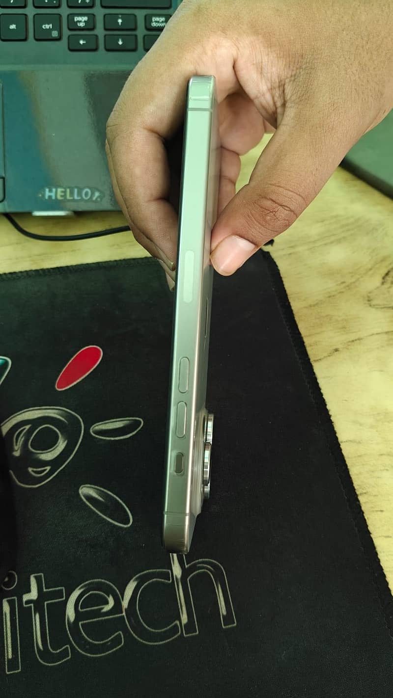 Iphone 15 pro max 5