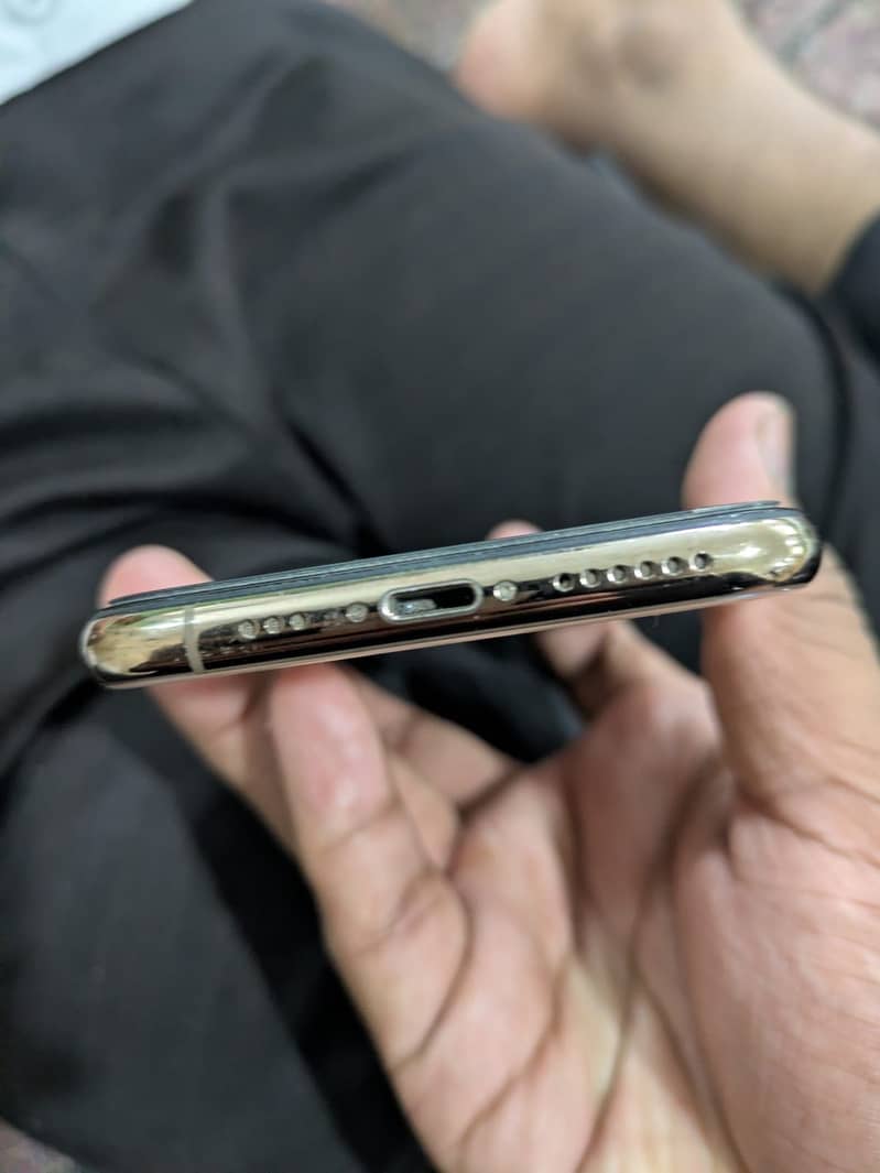 Apple iPhone XS 2