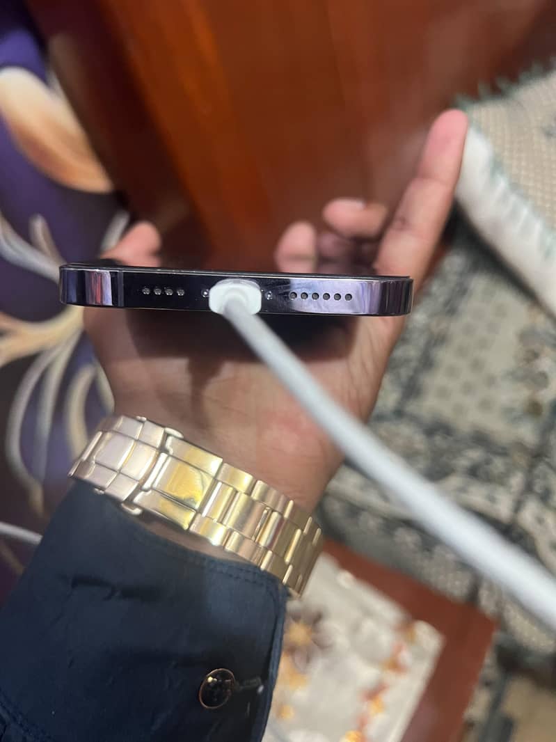 Apple iPhone 14 Pro Max 5