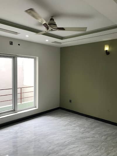 5 Marla Tile Floor First Floor+Second FloorPortion Brand New House First Entry Onwr Build All Work Wood
