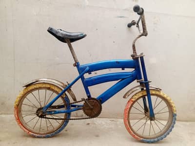1 Bycyle In Blue Color Used But Condition Is Very Good