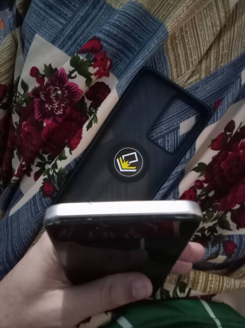 OPPO A77s 5