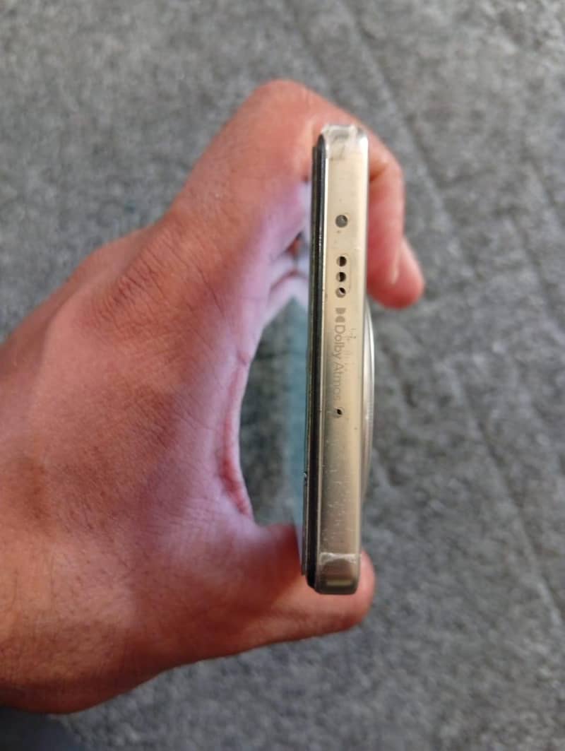 Tecno CAMON 30 4