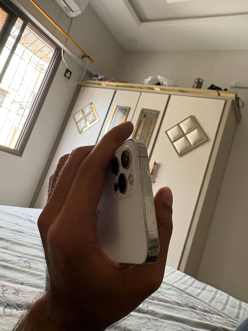 Apple iPhone 12 Pro 5