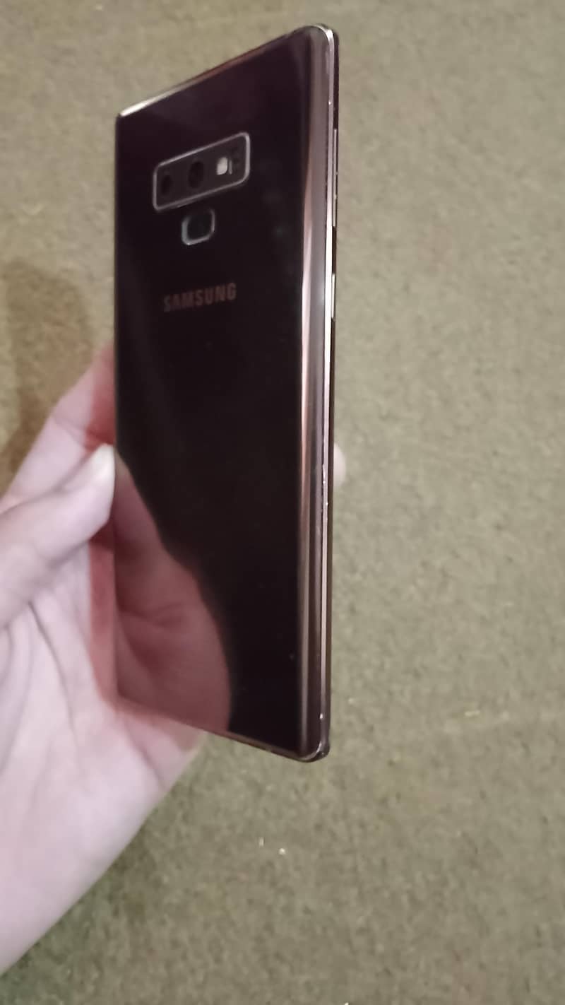 Samsung Mobile Note 9 3