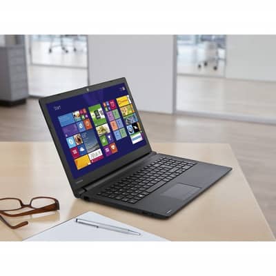 Toshiba Satellite Pro ( i5 4th 8GB 128SSD 15.6 inch HD display )