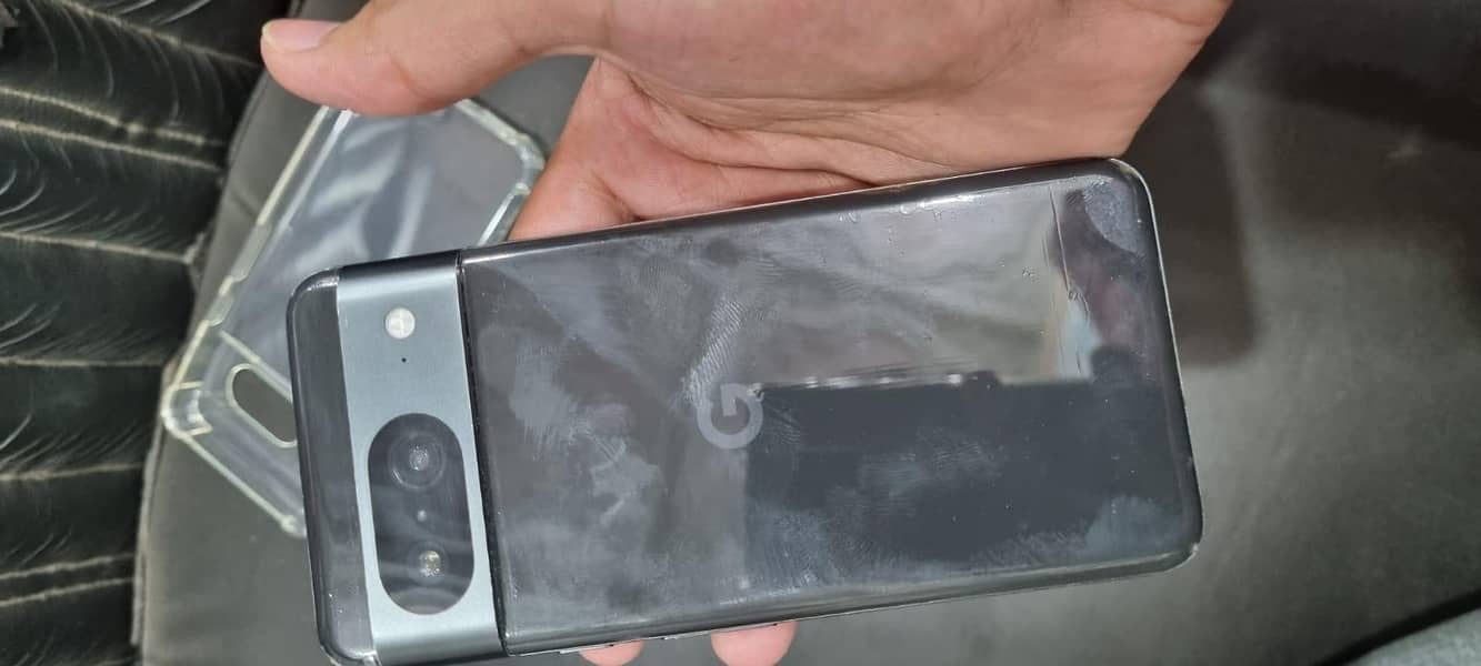 Google Pixel 8 4