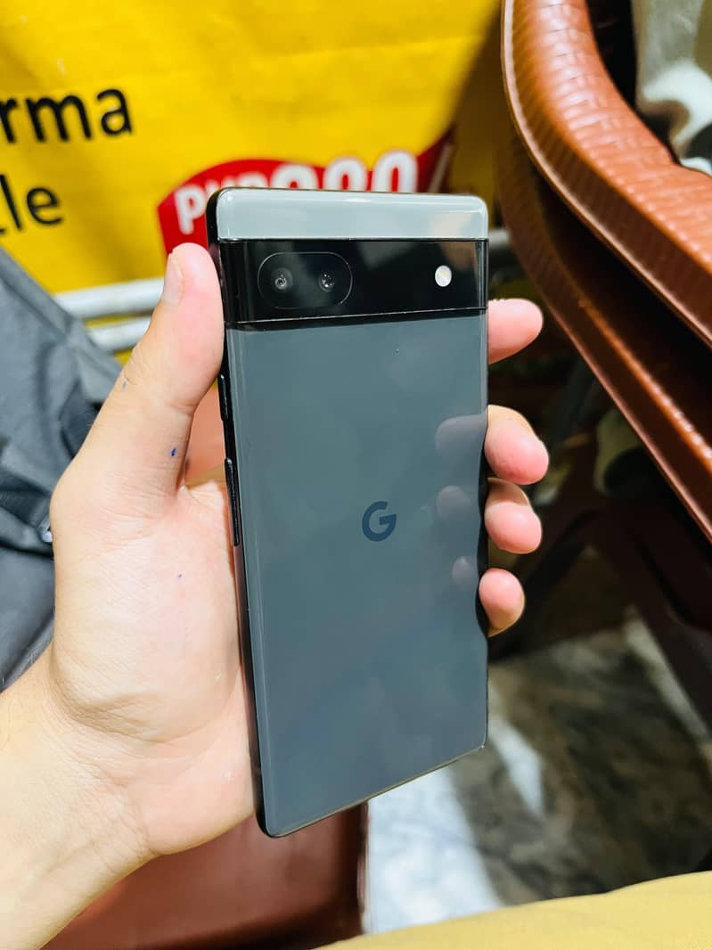 Google Pixel 6a 1