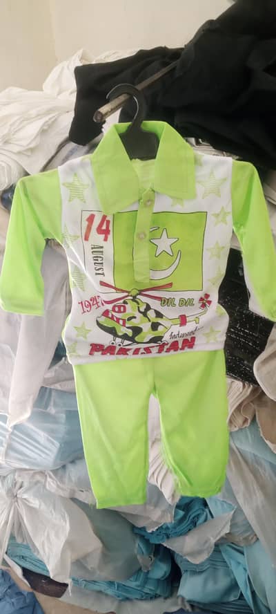 14 august girls clothes 750 pieces 150rs per piece
