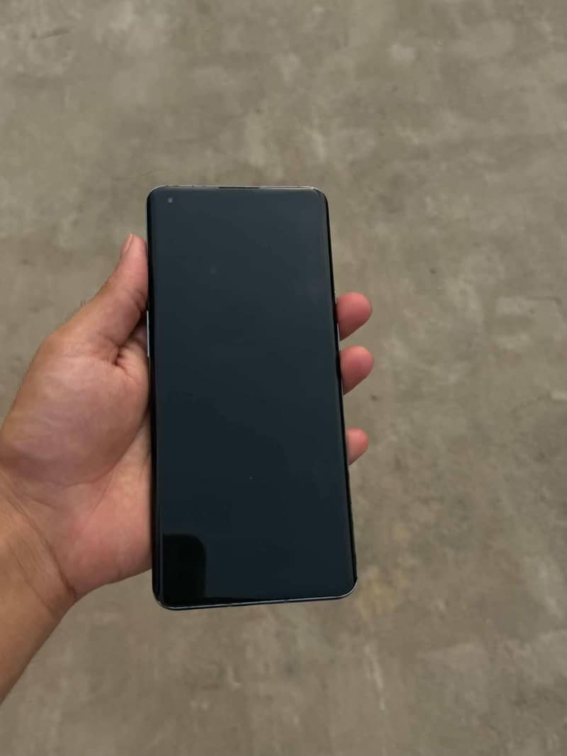 One Plus 9 Pro 5