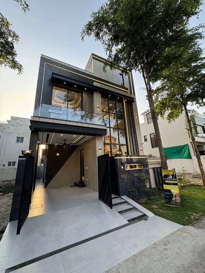 5 MARLA LUXURY MODERN HOUSE FOR SALE IN DHA PHASE 9 TOWN