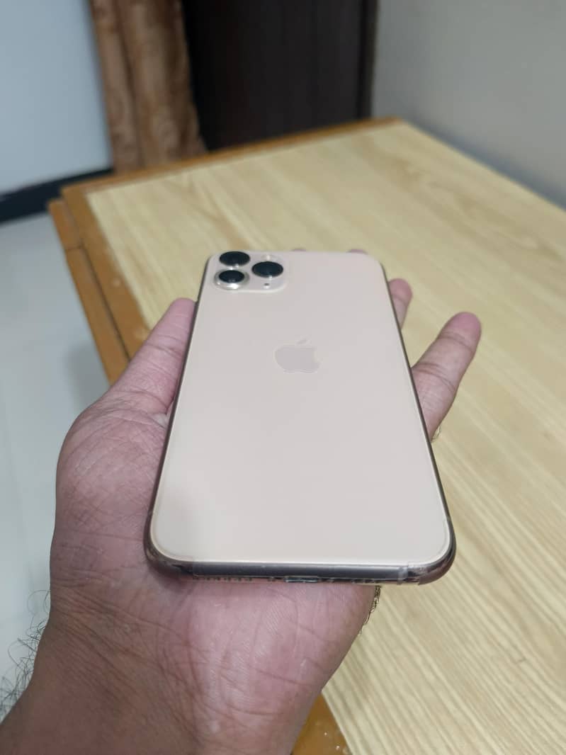 Apple iPhone 11 Pro 1