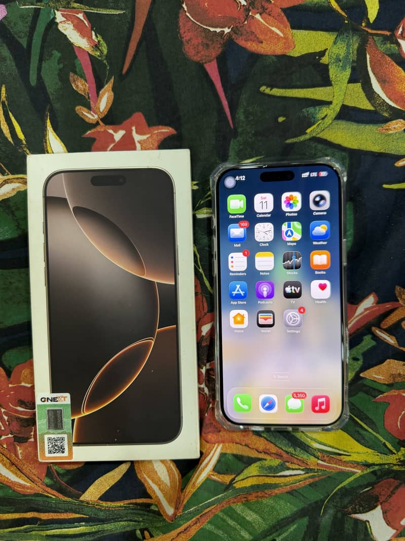 Apple iPhone 16 Pro Max 2