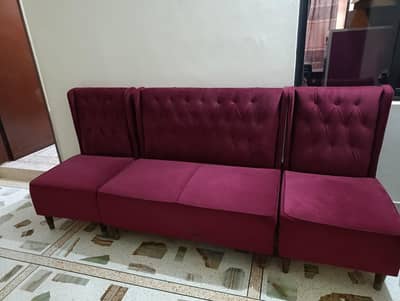 4 seats