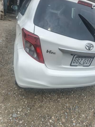Toyota Vitz 2011