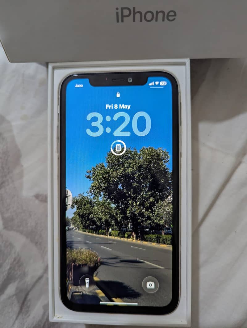 Apple iPhone 11 1