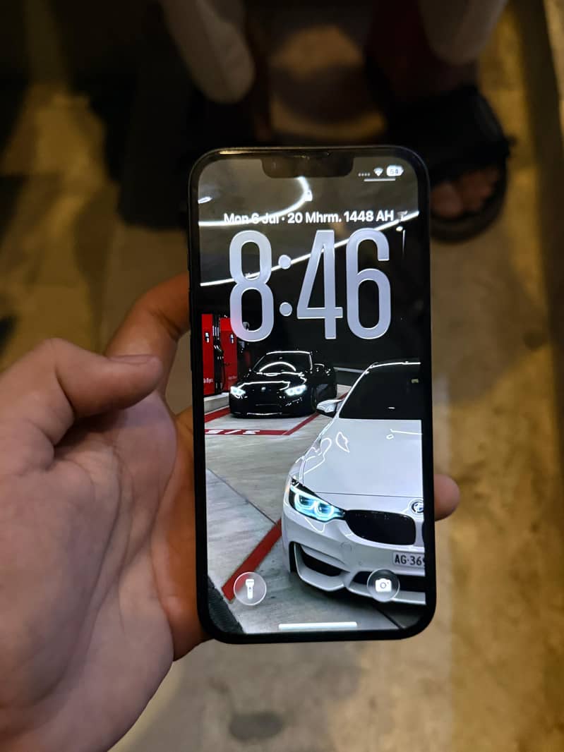Apple iPhone 13 5