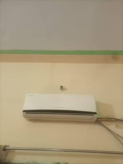 Mitsubishi 1.5 ton AC