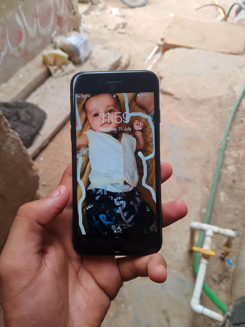 Apple iPhone 7 5