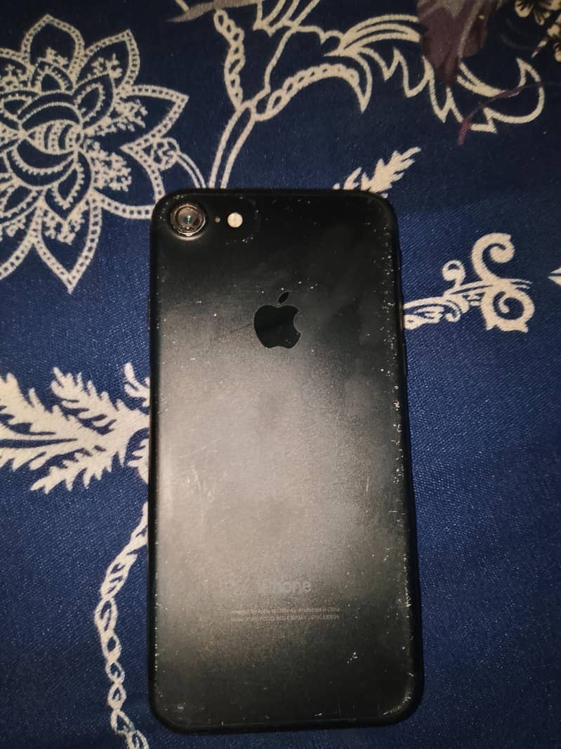 Apple iPhone 7 6