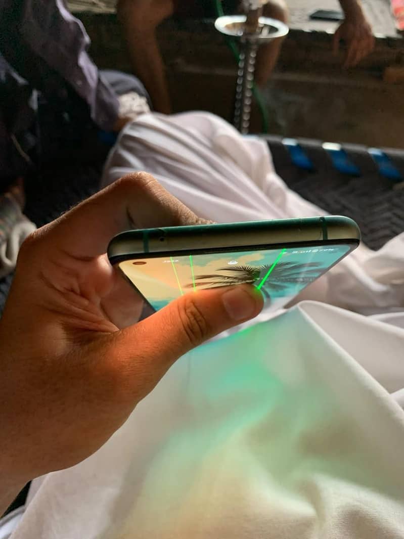One Plus 8T 4